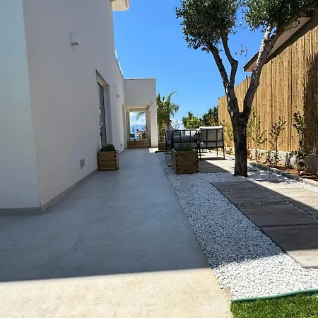 Novaeos Sicily 4*