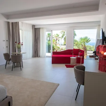 Novaeos Sicily Pensión 4*